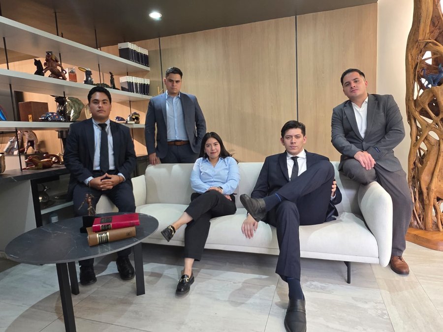 Equipo CIJE Corporativo